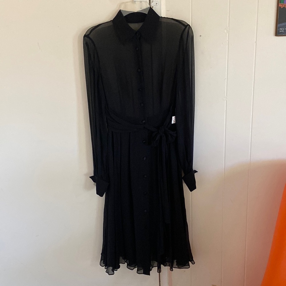 NWT Maggie London button down shear dress long sleeve black belted size 4